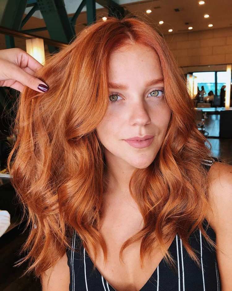 Haare augen braune rote und Rot (Haarfarbe)