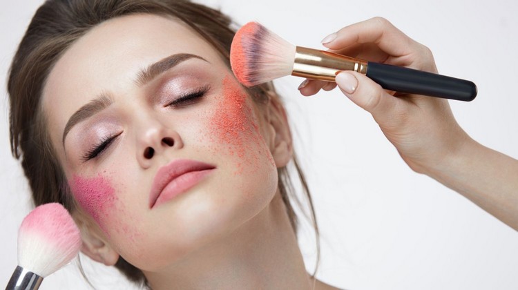 Makeup Trends Frühjahr 2021 was ist Draping Make-up