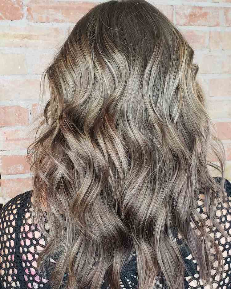 Mushroom Hair braun mit grauem Farbton