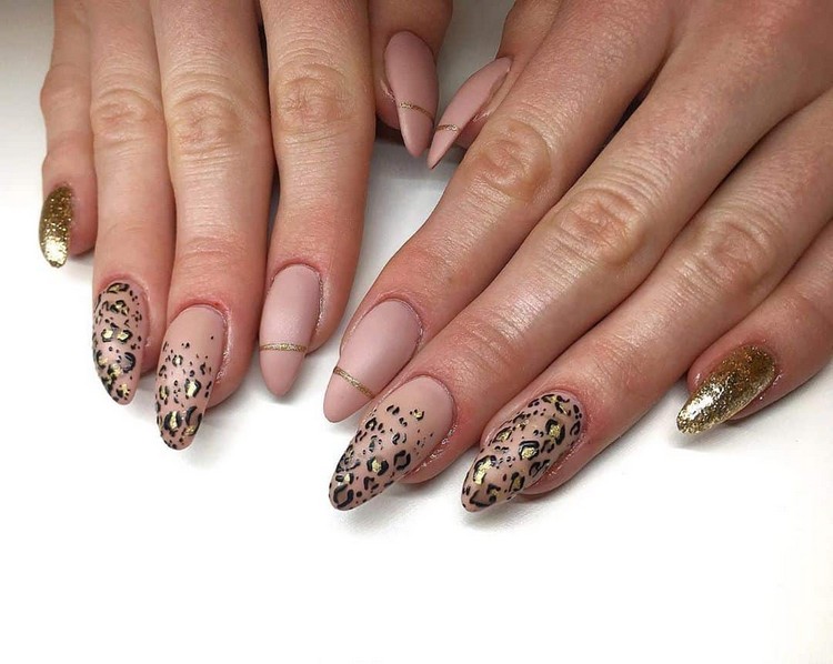Nagellackfarben Trends Frühling Animal Print Nails Nageltrend