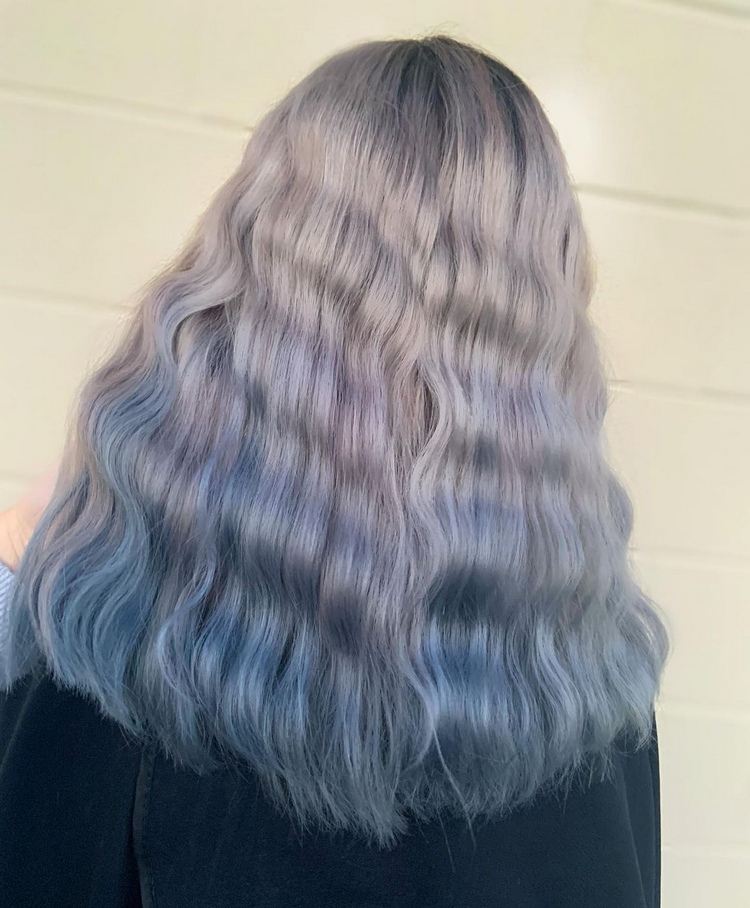 Ombré Grau Blau für blonde Haare