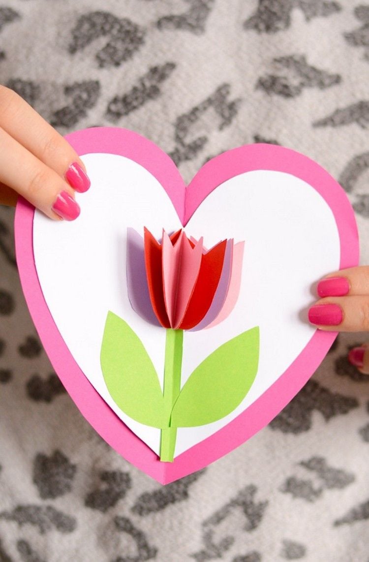 3D Pop Up Karte Herz mit Tulpe innen zum Muttertag basteln