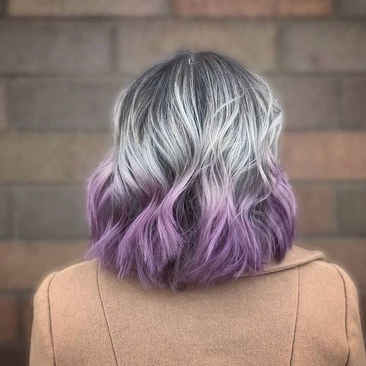 Graue Haare mit Lila Spitzen Frisurentrends Frühling Dip Dye Hair Bilder