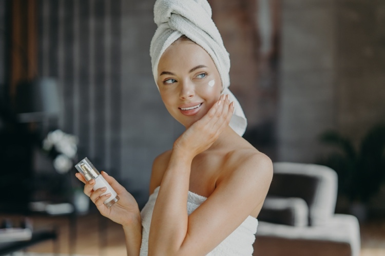 Hochwertige Produkte für die intensive und individuelle Hautpflege