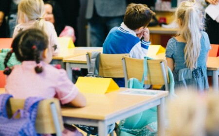 Kinder mit Autismus in der Schule durschnittlich