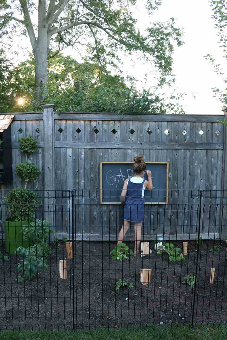 Kreidetafel für den Zaun selber bauen