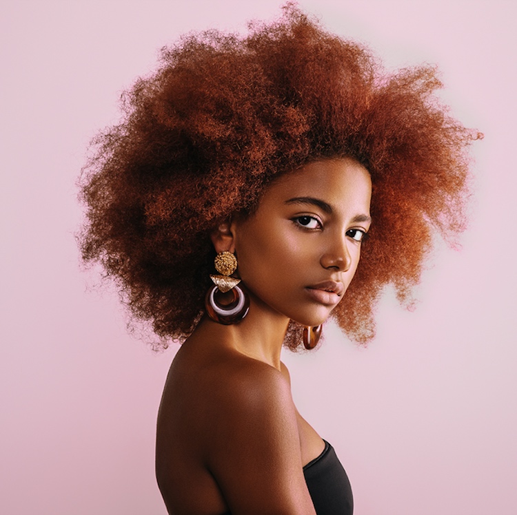 Kupfer Afro Haare für dunkle Hauttypen