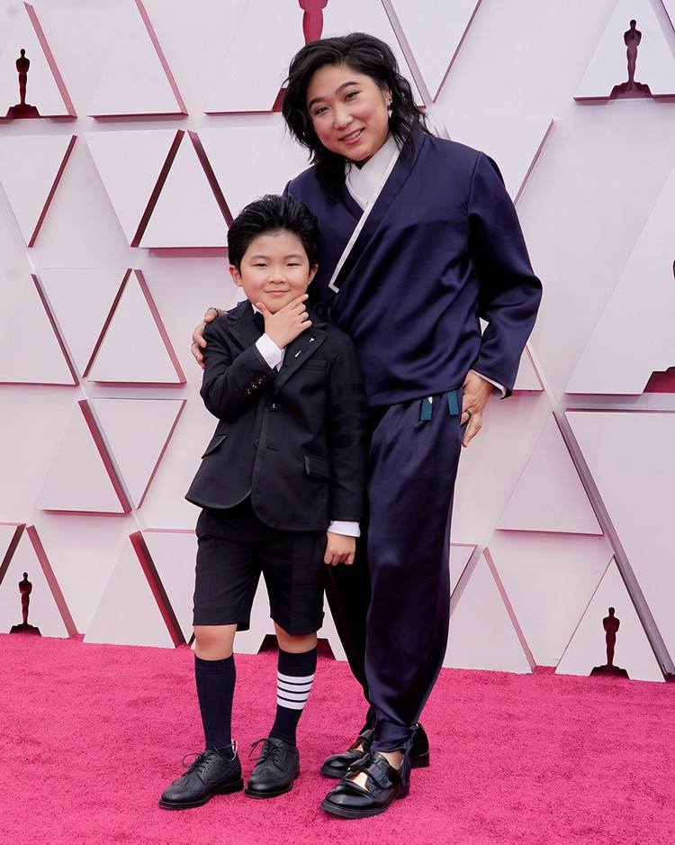 Oscars 2021 lange Socken und kurze Hose Kind