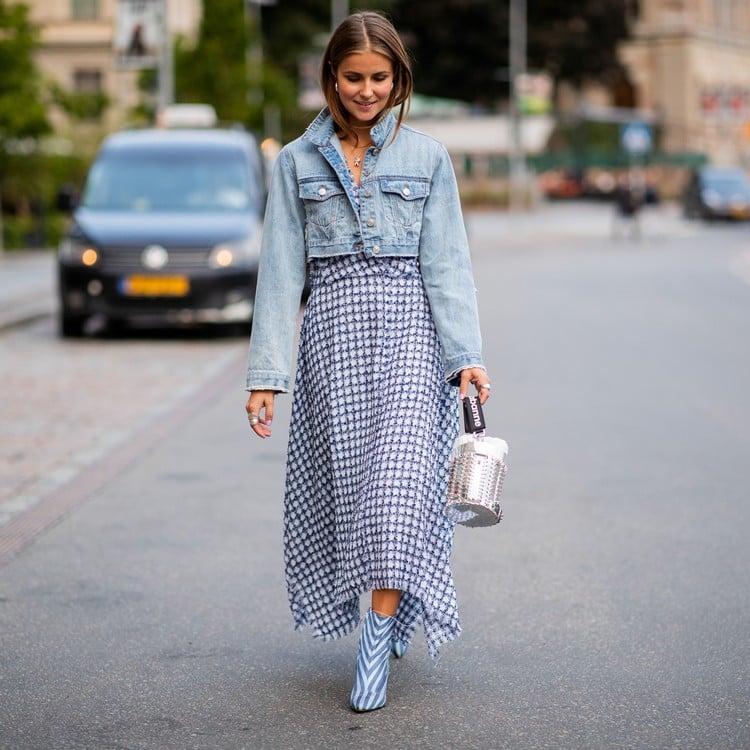 Outfit Ideen Frühling 2021 Oversize Jeansjacke kombinieren