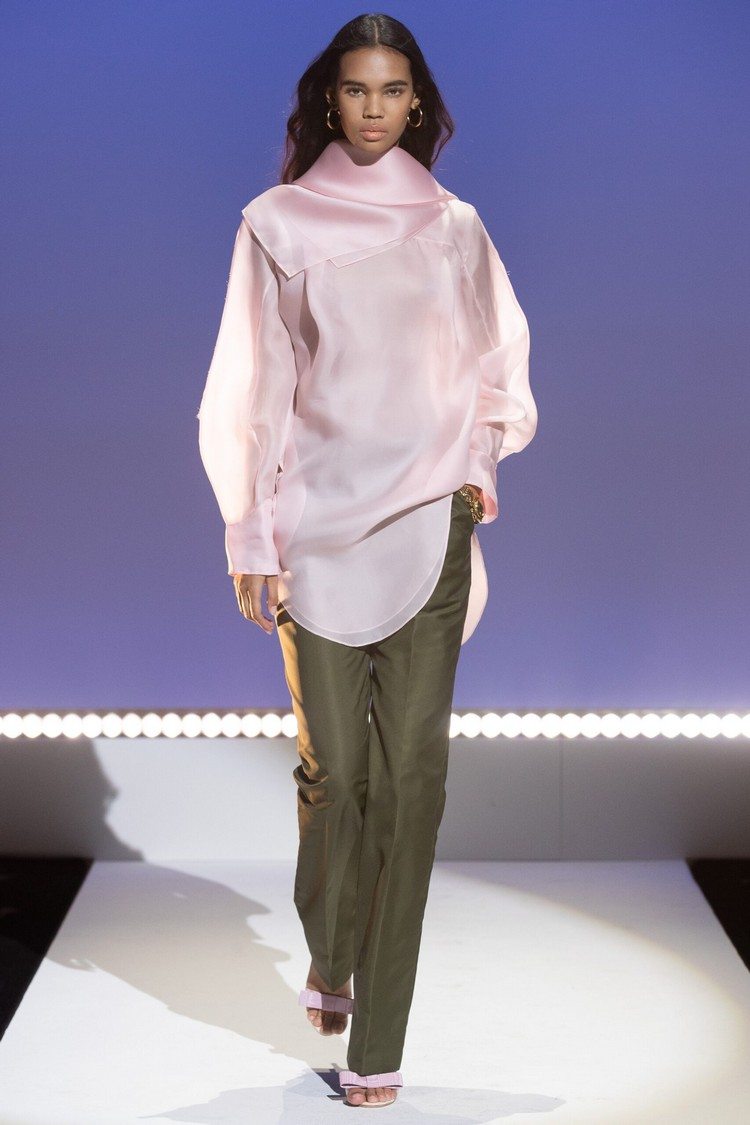 Pastellfarbene Outfits Frühjahr Trendfarben 2021 Modetrends