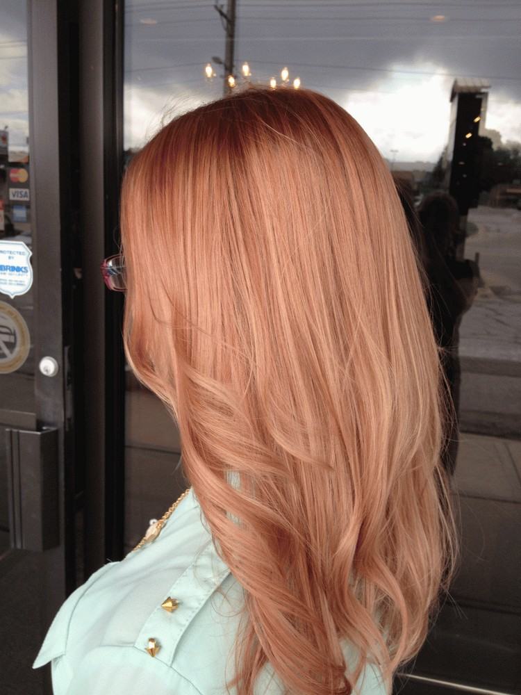 Blondtöne Trends 2021 Erdbeerblond Haarfarbe