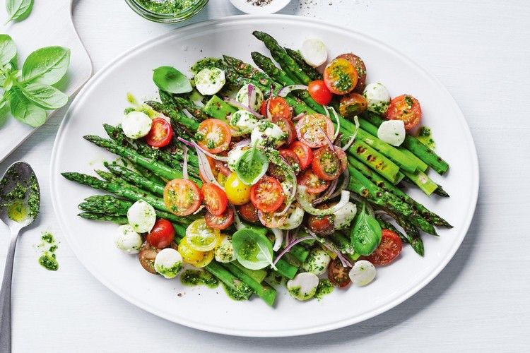 Gegrillter Spargel Salat mit Meeresfrüchten Sommersalat Rezepte