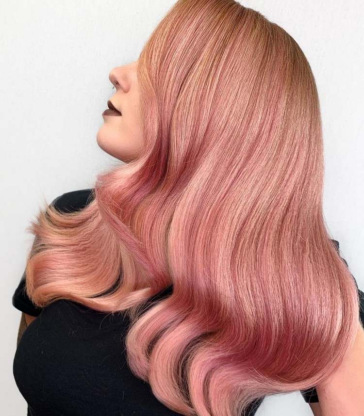 Haare rosa färben Erdbeerblond Haarfarbe