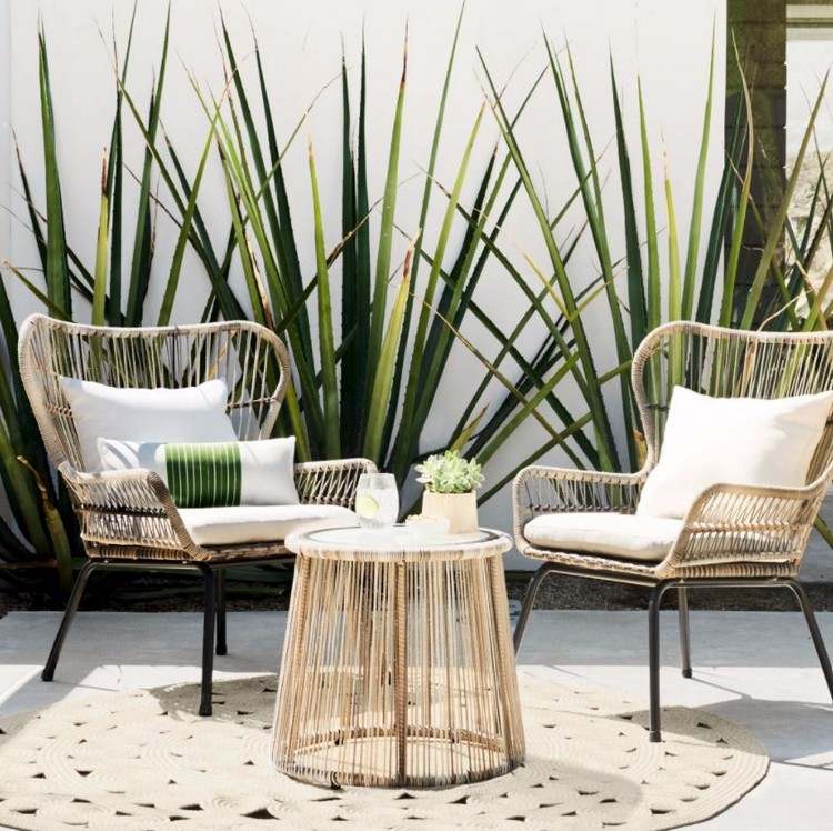 Moderne Terrassenmöbel aus Seilen Armlehnstühle und Beistelltisch