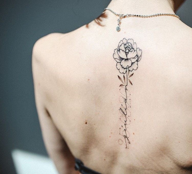 Rücken-Tattoo Ideen für Frauen Fineline Tattoo Preise