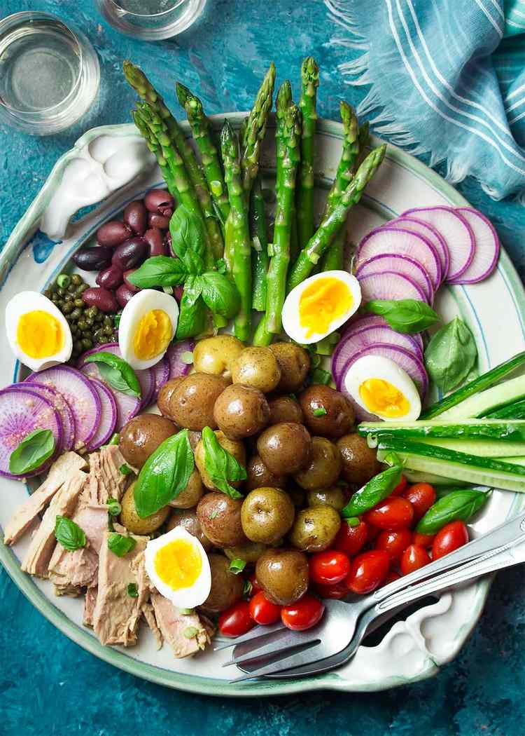 Sommersalat Rezepte kalorienarm Spargel Eier Salat