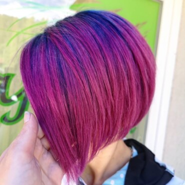 Haarfarbe Fuchsia für kurze Haare