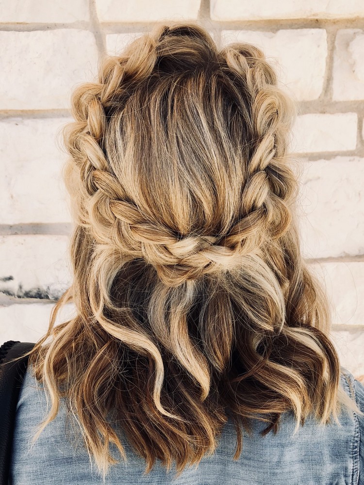 Krone Flechtfrisur Anleitung Boho Frisuren für kurze Haare