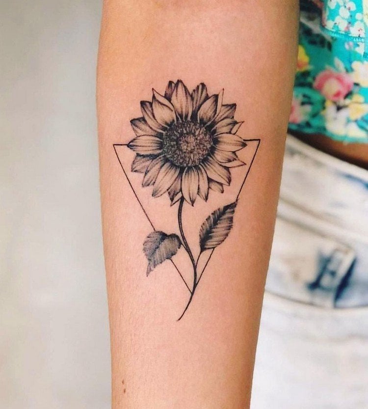 Unterarm Tattoos für Frauen Sonnenblume Tattoo Bedeutung