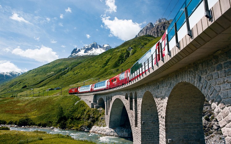 Zugreisen durch Europa Tipps die schönsten Zugstrecken Schweiz