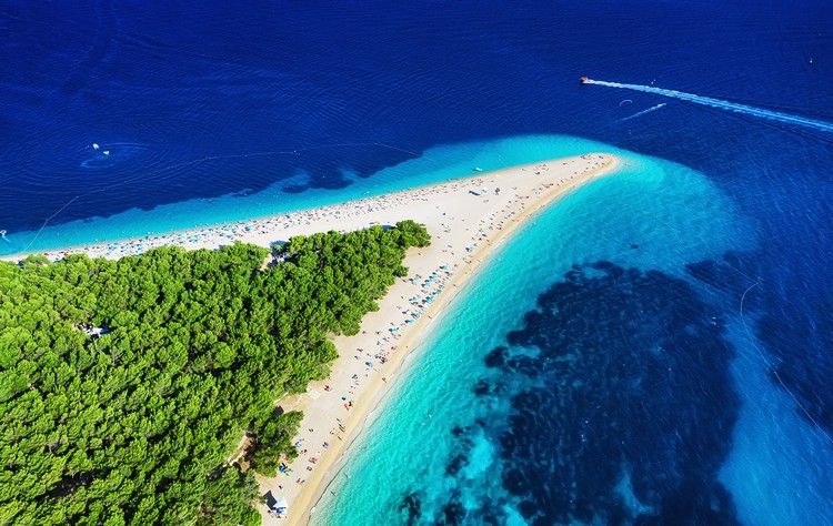 die schönsten Inseln in Kroaten Zlatni Rat Strand Sommerurlaub 2021 Tipps