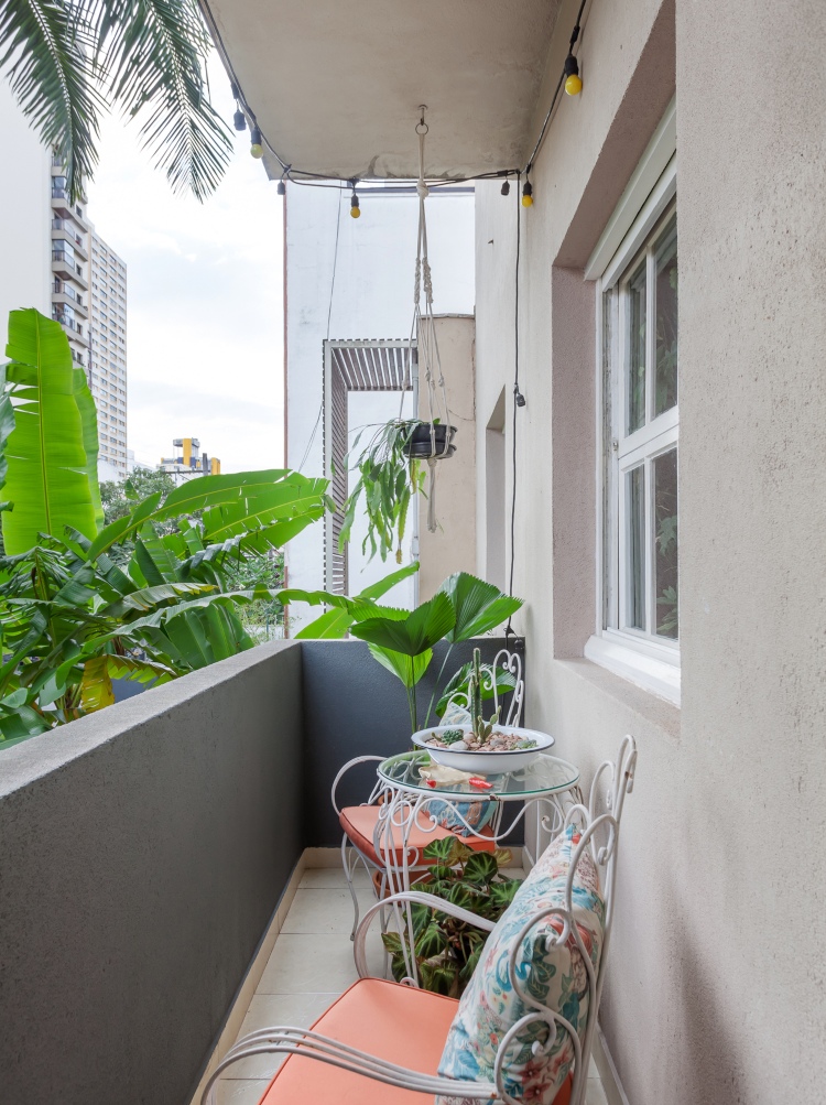 kleiner und schmaler Balkon welche Möbel und wie kombinieren