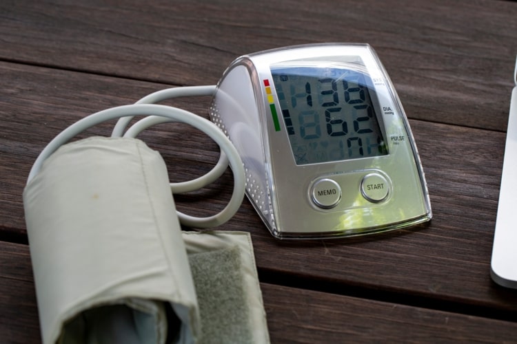 Blutdruck regulieren durch Stärkung der Atemmuskulatur