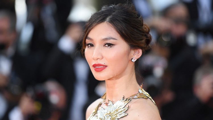 Strasssteine Augen Make-up Trends 2021 die schönsten Looks Cannes Film Festival