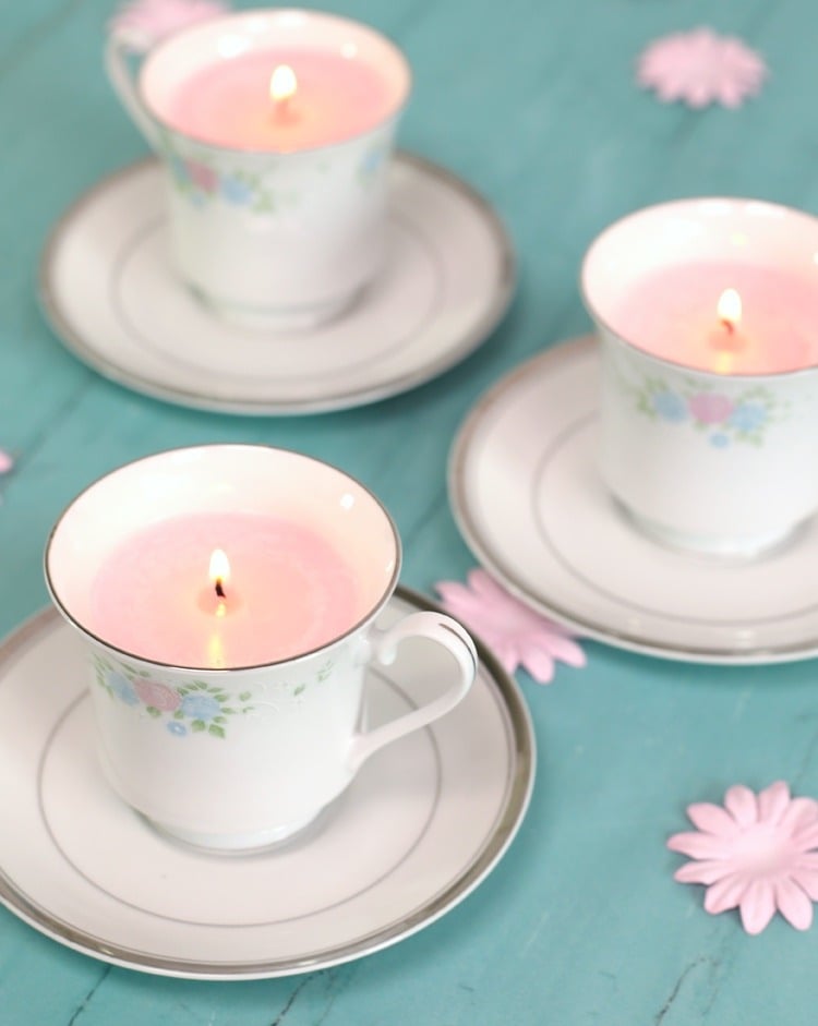 Teetassen als Kerzenhalter basteln Ideen für Upcycling vom Porzellangeschirr