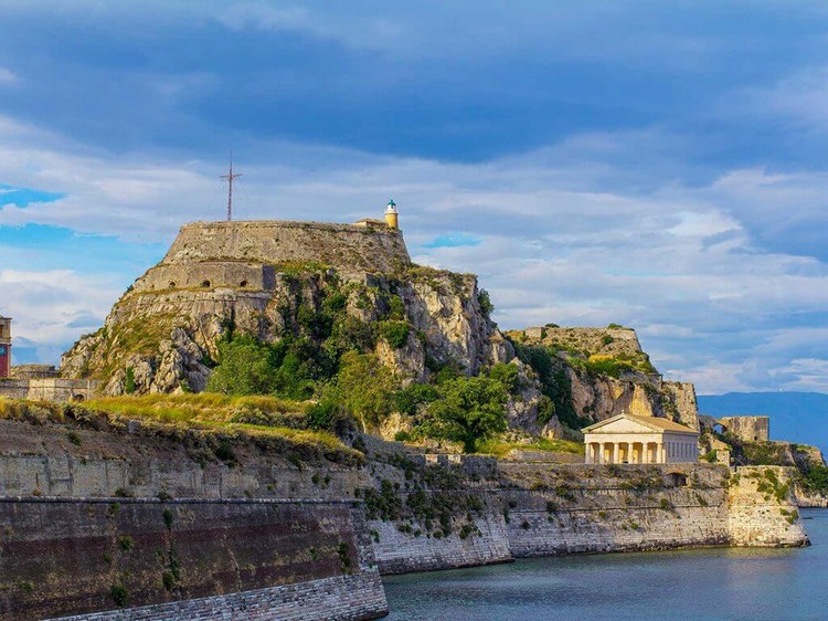 Urlaub auf Korfu Sehenswürdigkeiten Strandurlaub Griechenland Inseln