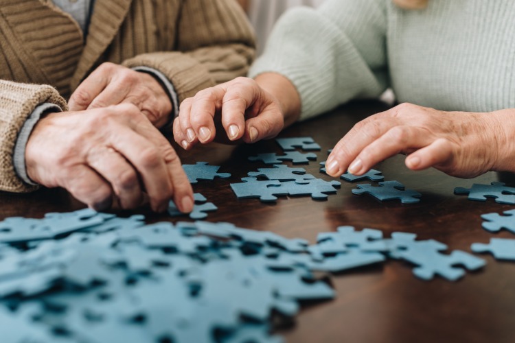 denkspiele im alter fördern die kognitive aktivierung und schützen vor alzheimer und demenz