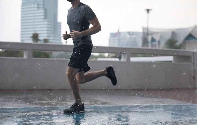 joggen bei regen ohne regenjacke