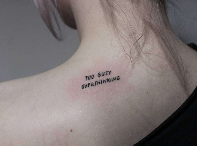 minimalistische Tattoos für Frauen kleine Tattoosprüche Ideen