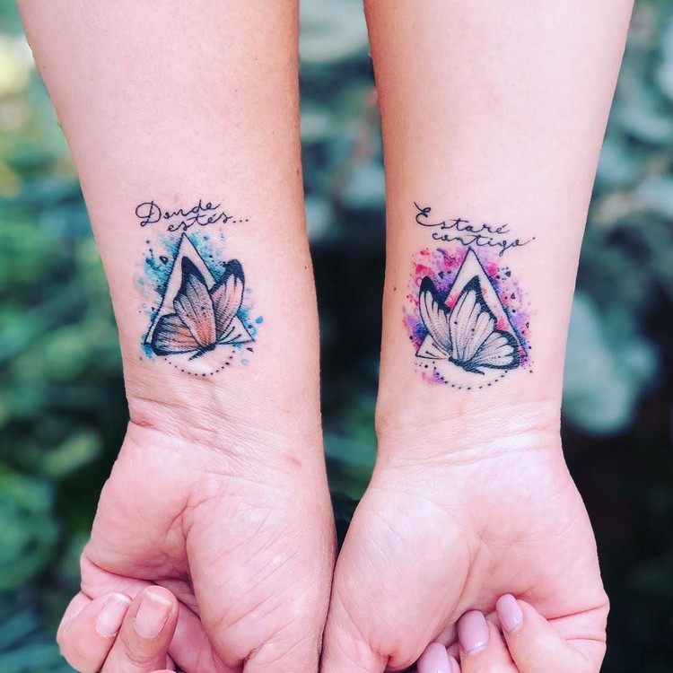 Freundschaftstattoo für Frauen klein Tattoo dezent Handgelenk