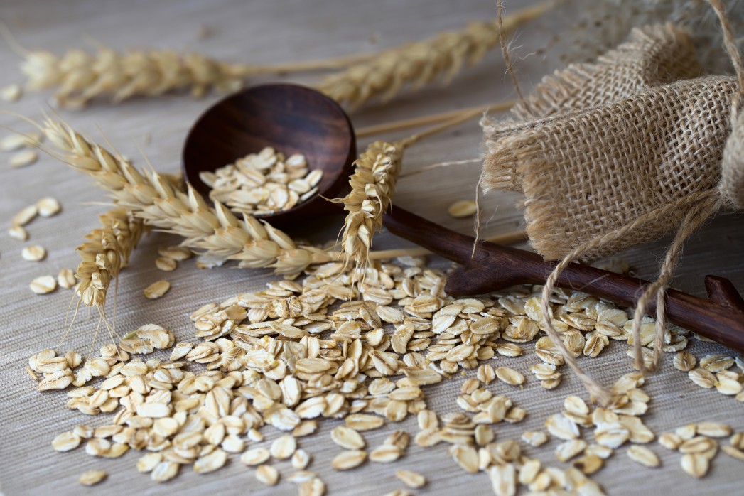 Haferflockenbad Beschwerde wie Windeldermatitis und Sonnenbrand helfen