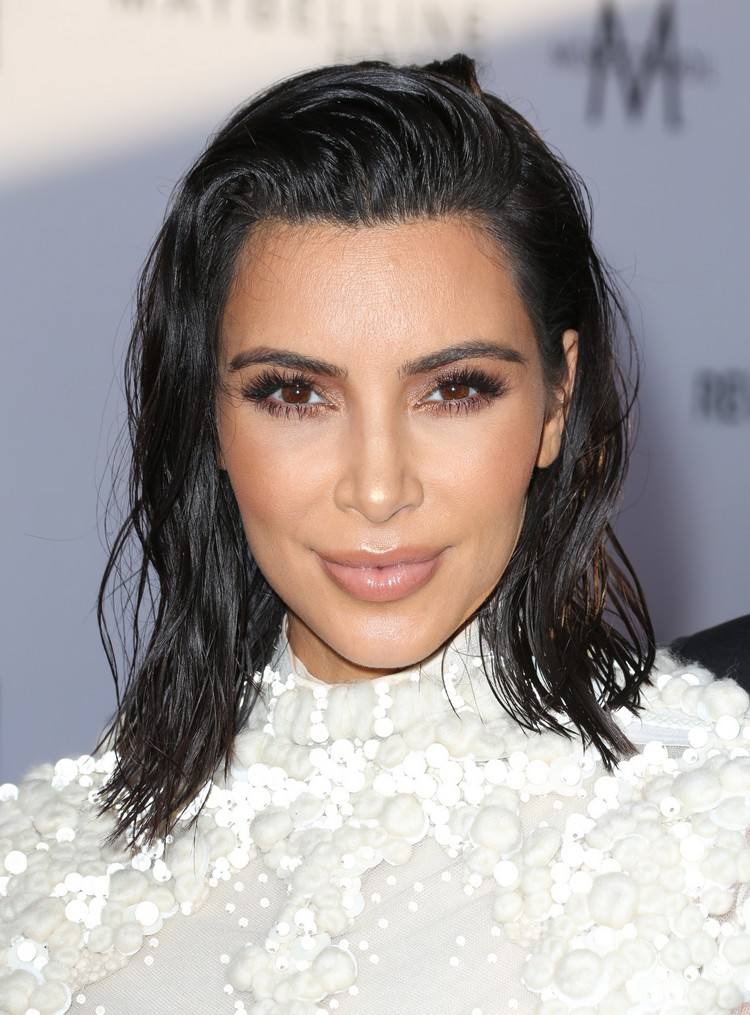 Kim Kardashian Frisuren Gelly Bob Frisur Bilder