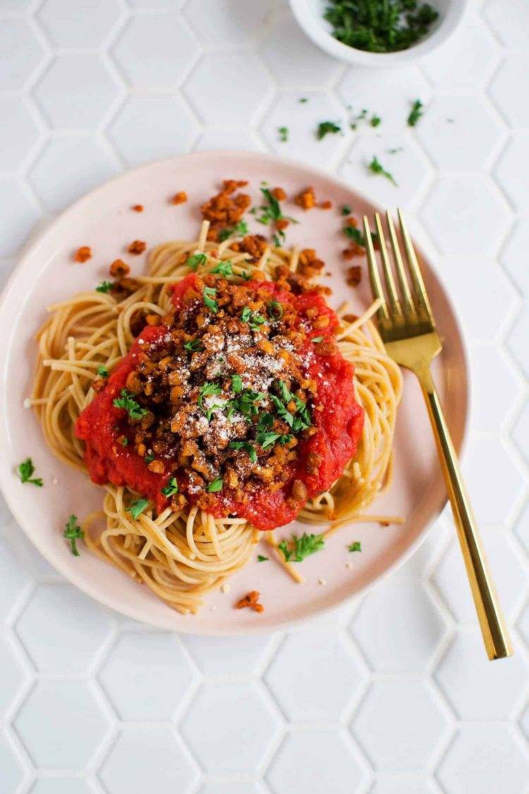 Rezepte mit veganem Hackfleisch Ersatz Spaghetti Bolognese