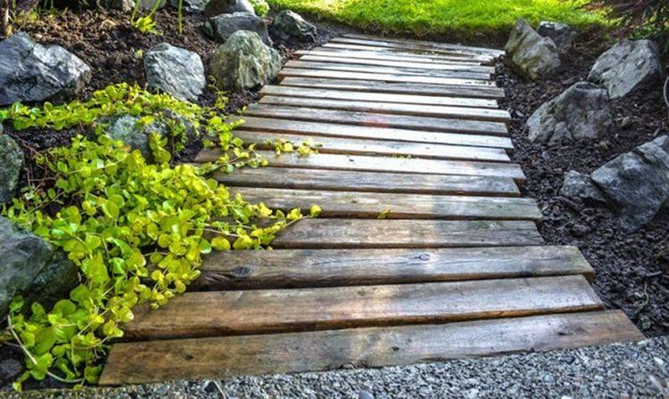Tipps Gartenweg aus Palettenholz DIY