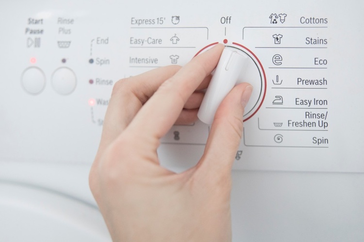 Waschmaschine reinigen bei hohen Temperaturen Bakterien abtöten