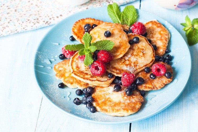 healthy banana pancakes recipe 3 ingredient low cal lunch