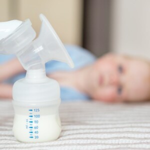 milchpumpe zur verwendung der vorteile von muttermilch für die herzfunktion bei frühgeborenen