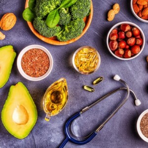 vegetarische lebensmittel und glutenfreie ernährung als mittel gegen regelschmerzen