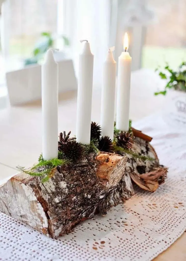 Für die Herbstdeko Holz nutzen - Holzscheit in einen Kerznständer verwandeln