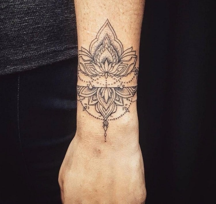Mandala Tattoos Handgelenk Armband Tattoodesign Frau
