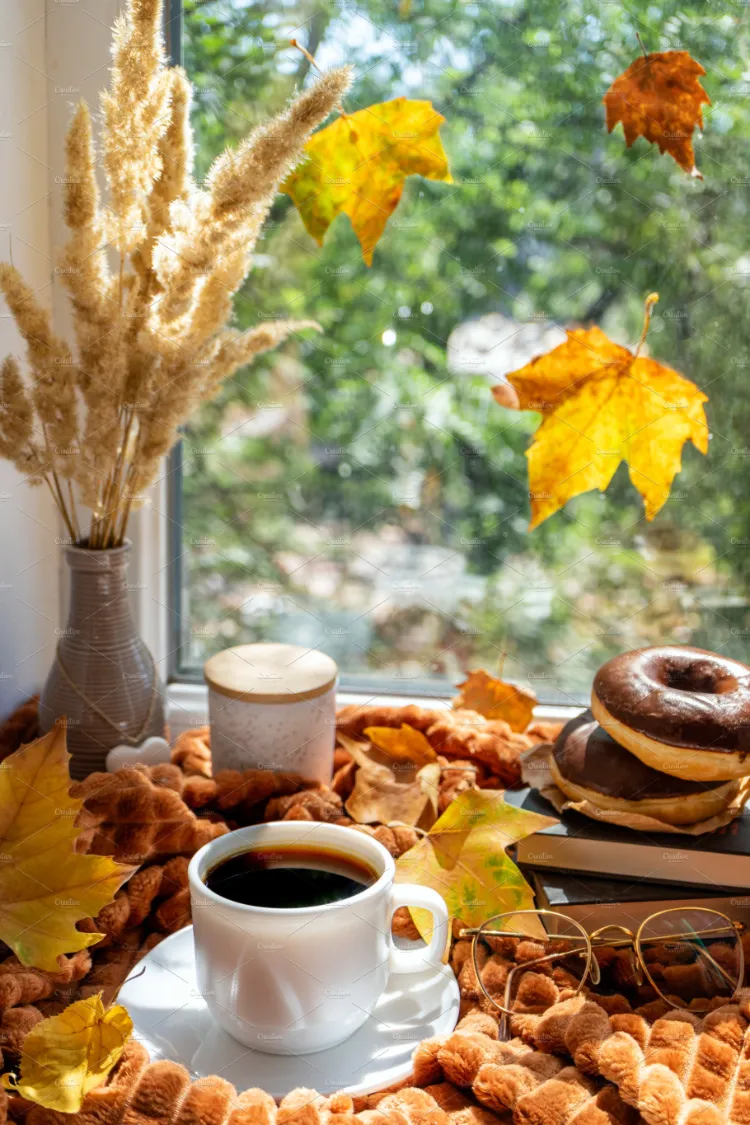 Mit Herbstlaub dekorieren Ideen Fensterbank Deko im Herbst Bilder