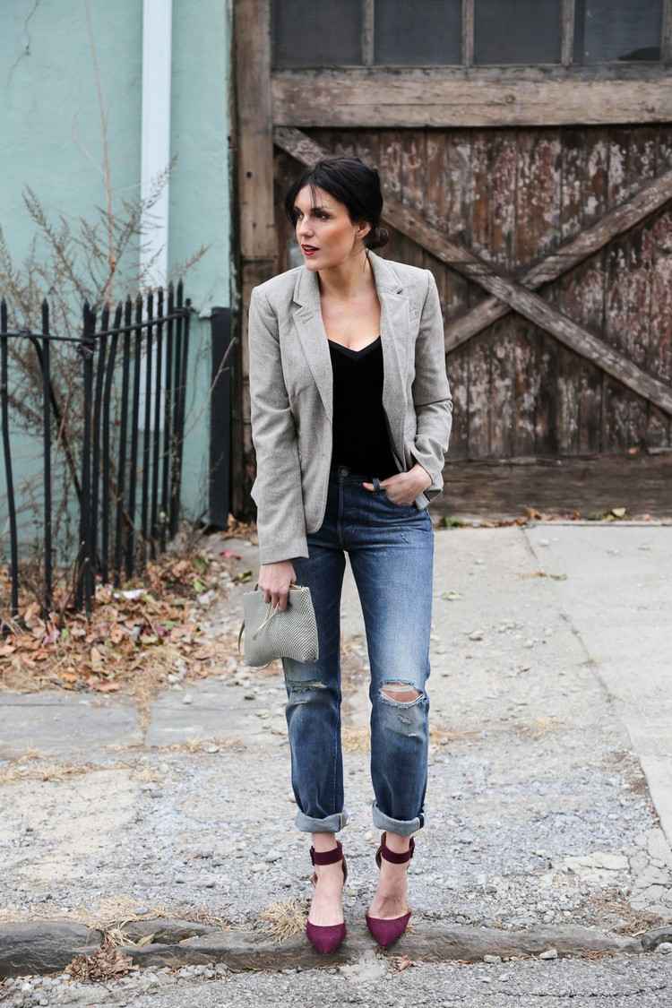 Smart Casual Outfit Frauen Blazer und Jeans kombinieren