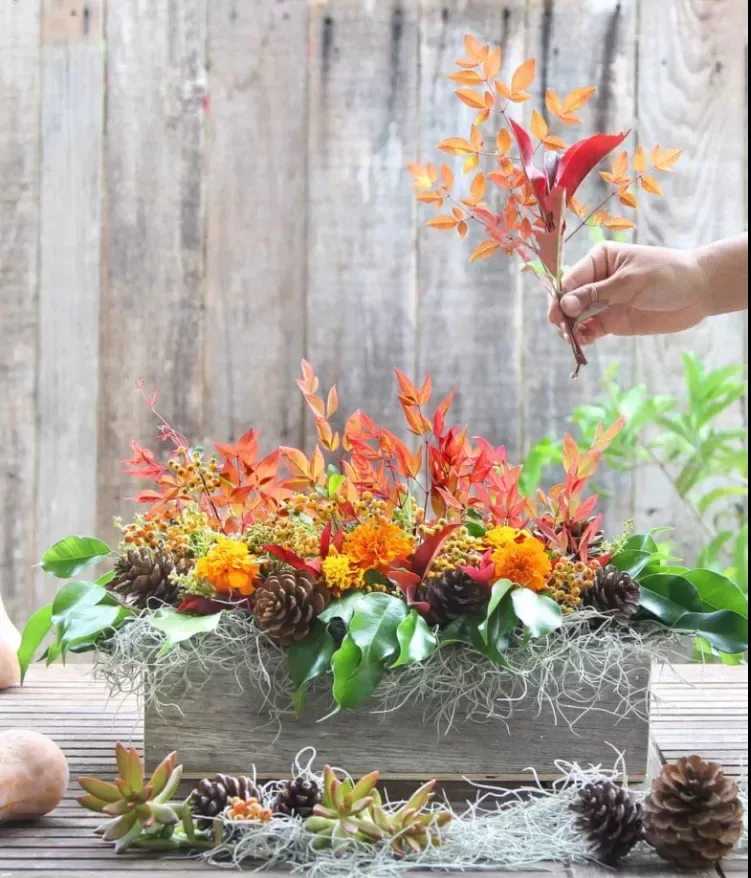 Tischdeko Ideen mit Herbstblumen günstige Herbst Deko selber machen