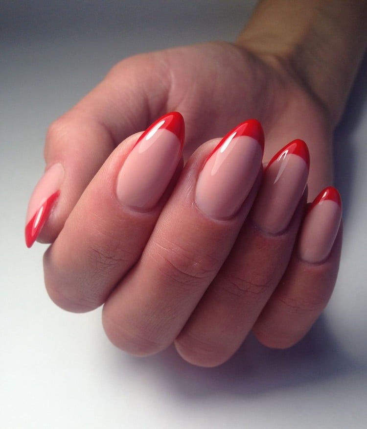 gel french nails mit roten spitzen
