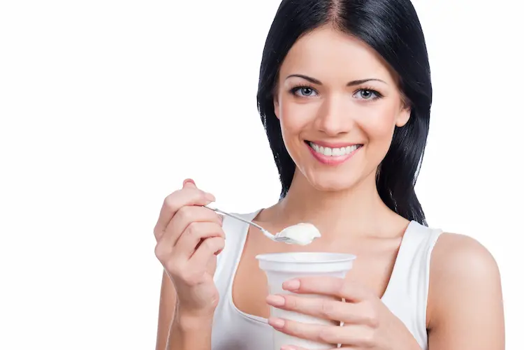 probiotischer joghurt nach antibiotikaeinsatz zur verbesserung der darmflora verzehren