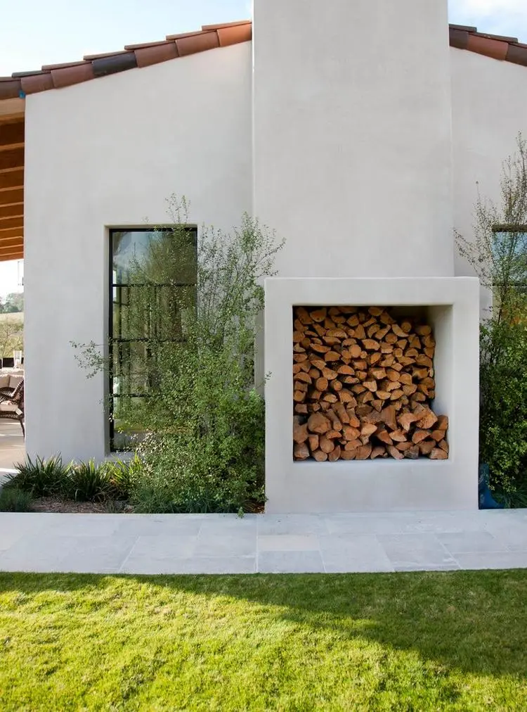 Brennholz lagern Ideen Nische in der Hauswand nutzen